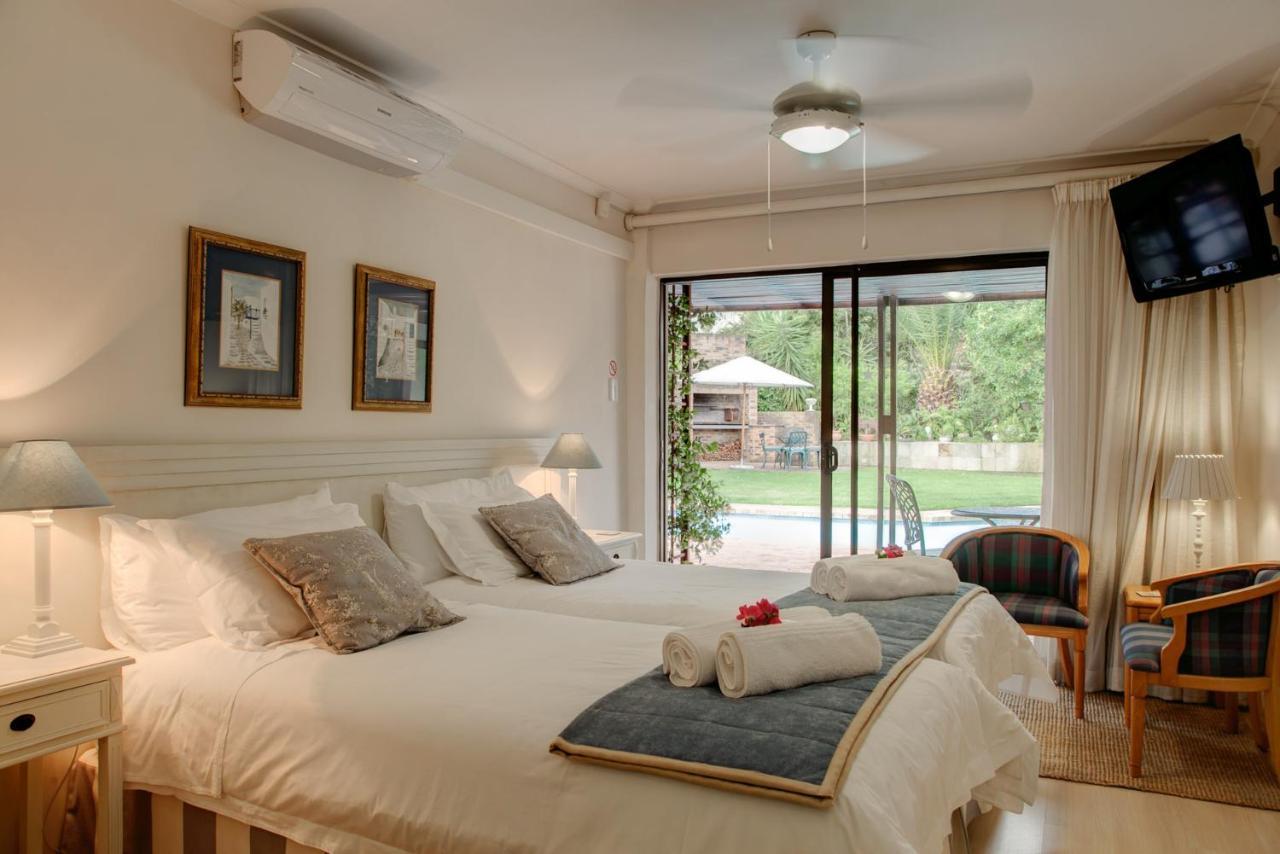 Majorca House Bed and Breakfast Somerset West Buitenkant foto
