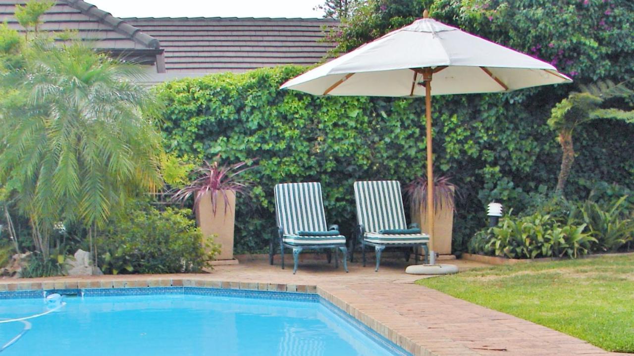Majorca House Bed and Breakfast Somerset West Buitenkant foto